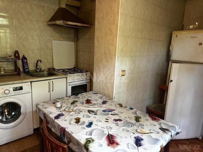 İcarəyə verilir 3 otaqlı köhnə tikili 70 m², İnşaatçılar m., photo 12 from 17