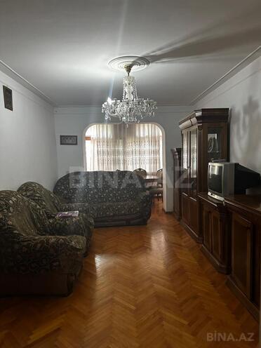 İcarəyə verilir 3 otaqlı köhnə tikili 70 m², İnşaatçılar m., photo 4 from 17