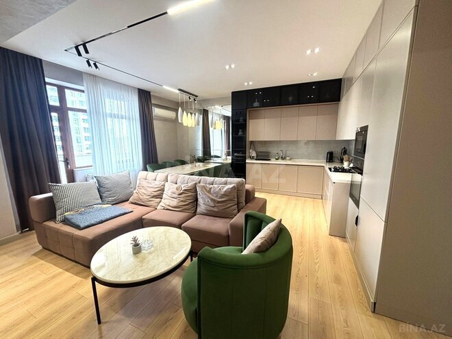 Сдаётся 3-комн. новостройка 120 м², м. 28 мая, photo 1 from 15