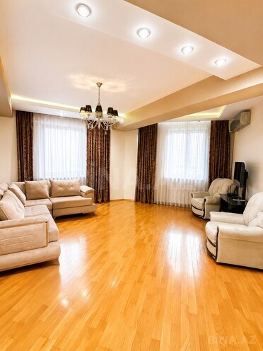 İcarəyə verilir 2 otaqlı yeni tikili 90 m², 20 Yanvar m., photo 5 from 9