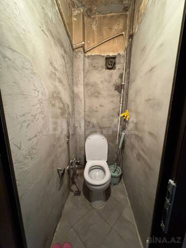 Satılır 2 otaqlı köhnə tikili 65 m², Xalqlar Dostluğu m., photo 12 from 14