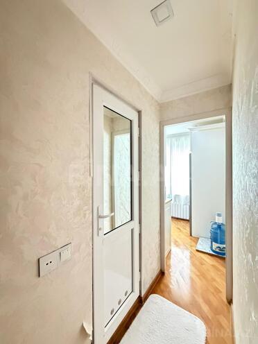 Satılır 3 otaqlı köhnə tikili 80 m², İnşaatçılar m., photo 20 from 23