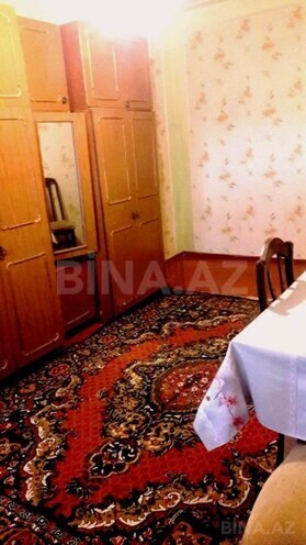 İcarəyə verilir 3 otaqlı köhnə tikili 65 m², 8 Noyabr m., photo 1 from 10