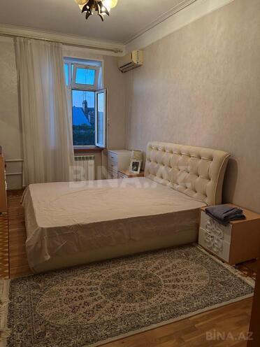 İcarəyə verilir 2 otaqlı köhnə tikili 65 m², Yasamal r., photo 5 from 12