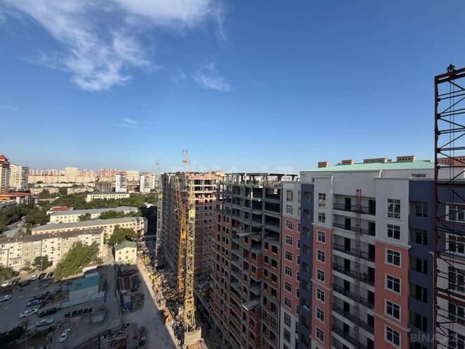 Продаётся 2-комн. новостройка 38 м², м. Кара Караев, photo 1 from 19