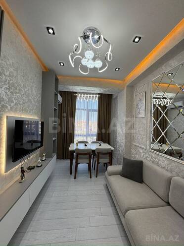 Продаётся 2-комн. новостройка 38 м², м. Кара Караев, photo 3 from 11