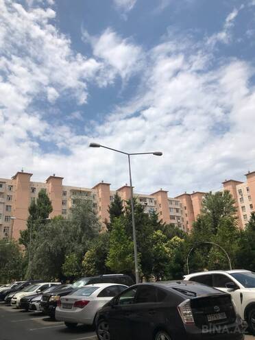Satılır 2 otaqlı köhnə tikili 60 m², Həzi Aslanov m., photo 1 from 11