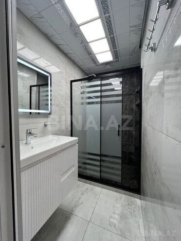 Продаётся 2-комн. вторичка 65 м², м. Ази Асланов, photo 13 from 19