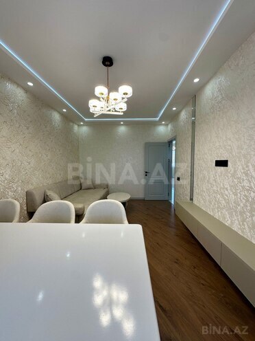 Продаётся 3-комн. вторичка 82 м², м. Ази Асланов, photo 3 from 18