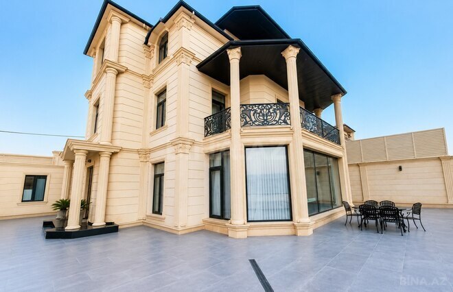 Satılır 8 otaqlı həyət evi/bağ evi 700 m², Badamdar q., photo 1 from 30