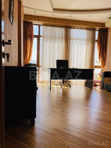 Satılır 4 otaqlı yeni tikili 200 m², 28 May m., photo 19 from 27