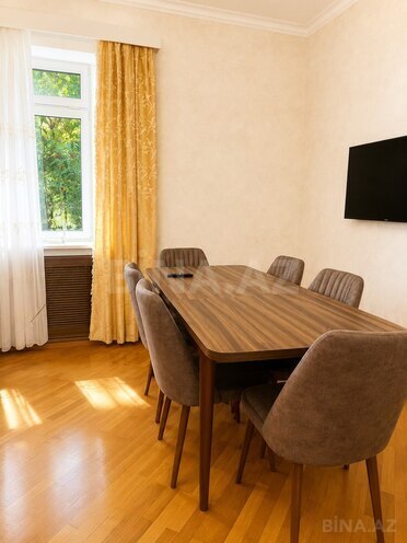 İcarəyə verilir 4 otaqlı həyət evi/bağ evi 250 m², Novxanı q., photo 18 from 32