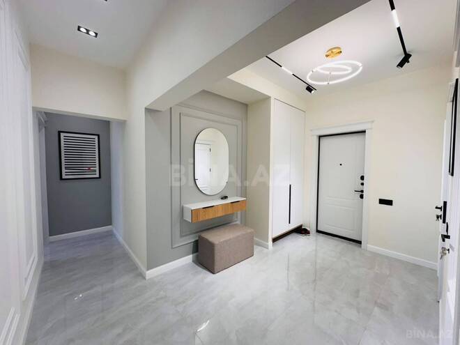Продаётся 3-комн. новостройка 82 м², м. Кара Караев, photo 1 from 27