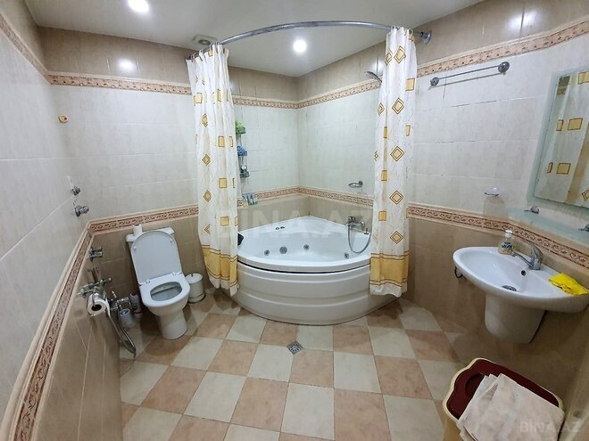 Сдаётся 2-комн. новостройка 95 м², м. Низами, photo 12 from 16