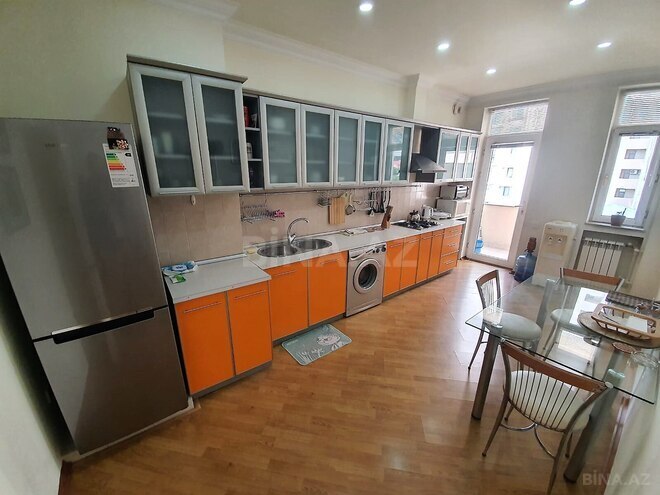 Сдаётся 2-комн. новостройка 95 м², м. Низами, photo 7 from 16