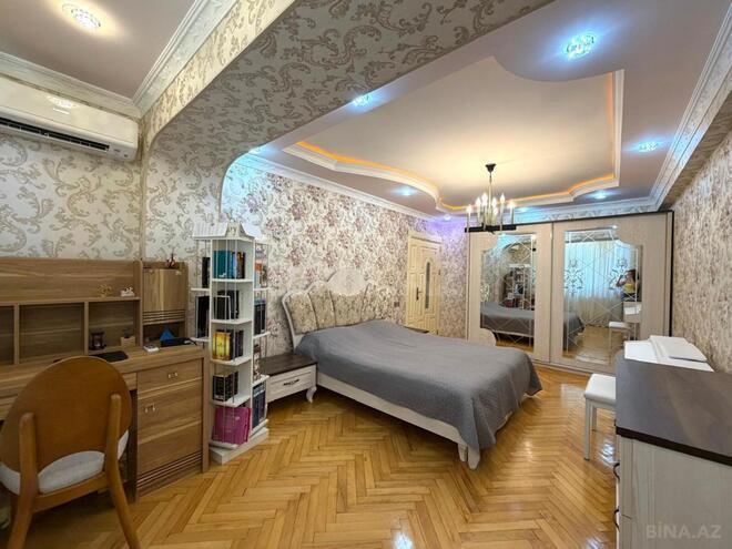 Satılır 3 otaqlı köhnə tikili 85 m², Gənclik m., photo 10 from 25