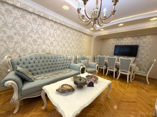 Satılır 3 otaqlı köhnə tikili 85 m², Gənclik m., photo 7 from 25