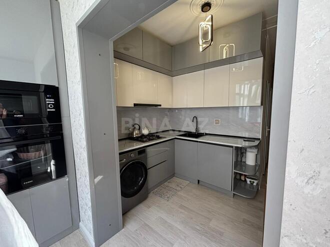 Satılır 2 otaqlı köhnə tikili 60 m², Xalqlar Dostluğu m., photo 1 from 12