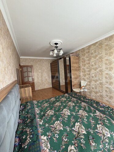 Сдаётся 2-комн. вторичка 65 м², м. 8 ноября, photo 3 from 12