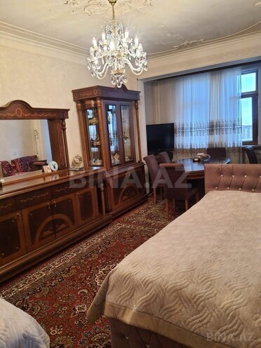 Satılır 3 otaqlı köhnə tikili 85 m², Həzi Aslanov m., photo 1 from 11