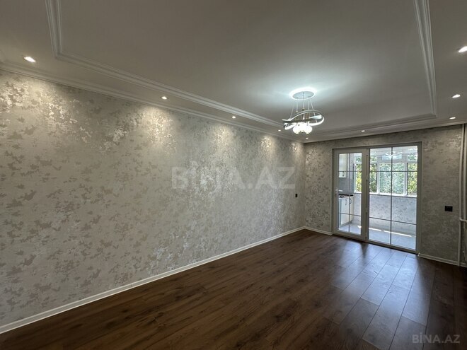Satılır 3 otaqlı köhnə tikili 55 m², Xalqlar Dostluğu m., photo 3 from 16