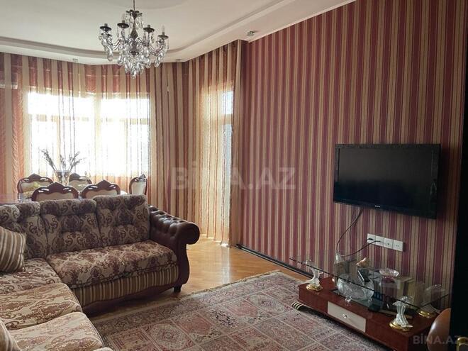 Продаётся 2-комн. новостройка 70 м², м. Элмляр Академиясы, photo 1 from 17