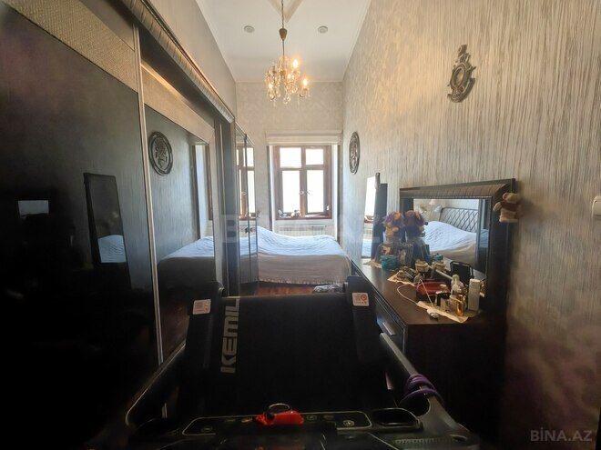 Satılır 3 otaqlı köhnə tikili 100 m², Sahil m., photo 18 from 26