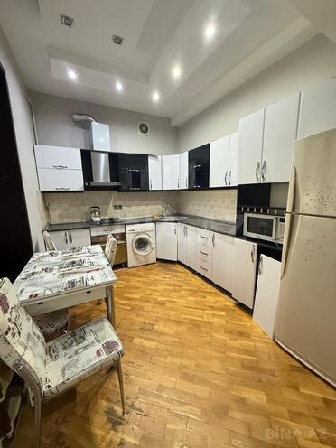 İcarəyə verilir 3 otaqlı köhnə tikili 140 m², Elmlər Akademiyası m., photo 11 from 19