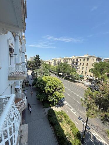İcarəyə verilir 3 otaqlı köhnə tikili 140 m², Elmlər Akademiyası m., photo 10 from 19