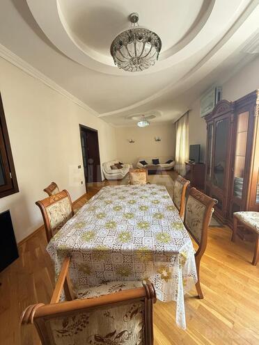 İcarəyə verilir 3 otaqlı köhnə tikili 140 m², Elmlər Akademiyası m., photo 3 from 19