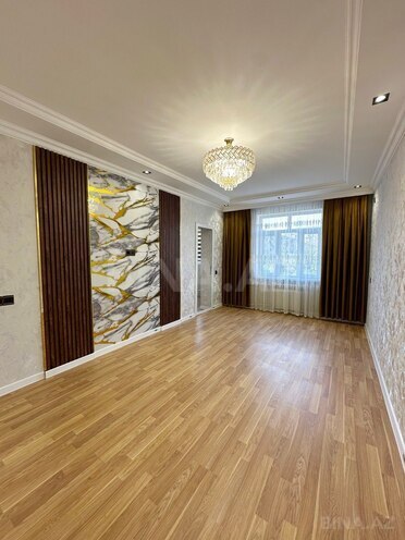 Продаётся 3-комн. вторичка 65 м², м. Ахмедлы, photo 1 from 14