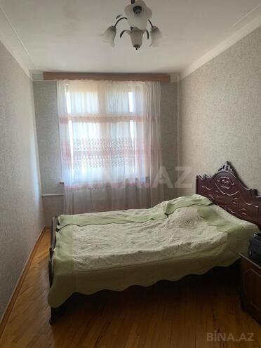 Сдаётся 3-комн. вторичка 70 м², м. Кара Караев, photo 3 from 20