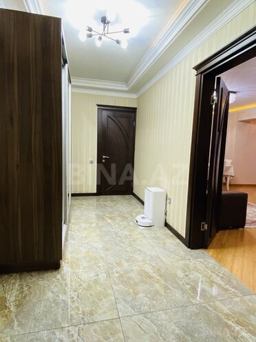 Продаётся 3-комн. вторичка 100 м², м. Элмляр Академиясы, photo 6 from 19