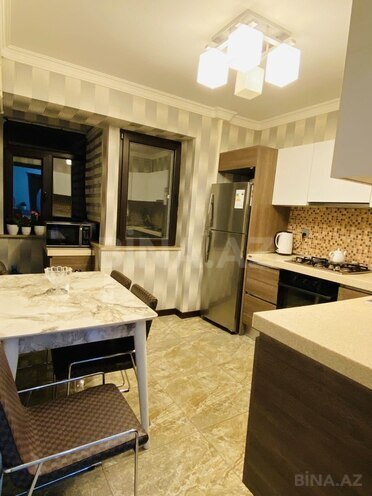 Продаётся 3-комн. вторичка 100 м², м. Элмляр Академиясы, photo 16 from 19