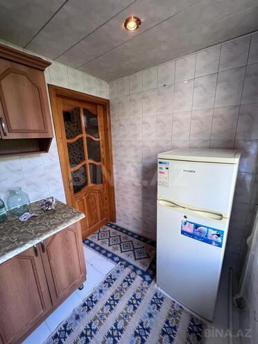 Сдаётся 3-комн. вторичка 75 м², м. Кара Караев, photo 12 from 18