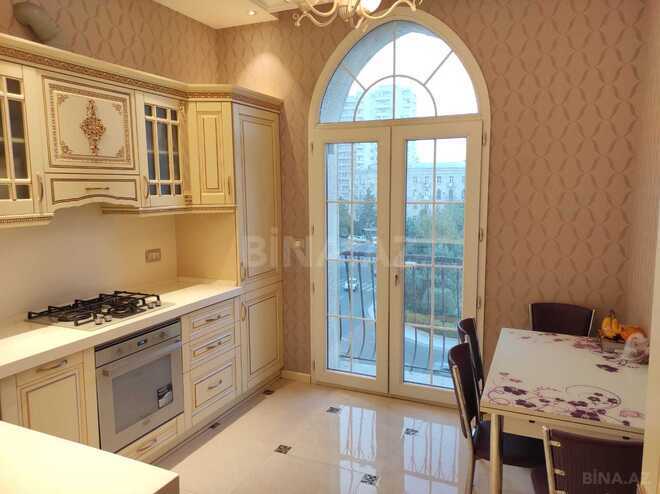 Сдаётся 2-комн. вторичка 60 м², м. Ичеришехер, photo 4 from 22