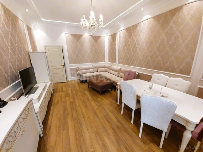 Сдаётся 2-комн. вторичка 60 м², м. Ичеришехер, photo 5 from 22