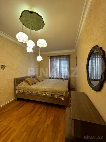 Сдаётся 2-комн. вторичка 70 м², м. 28 мая, photo 1 from 24