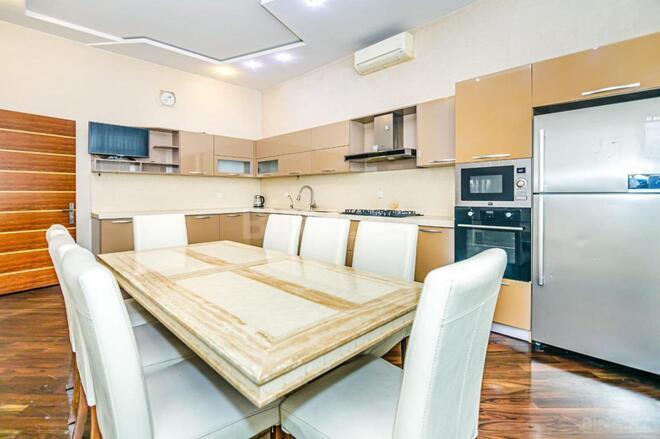 İcarəyə verilir 8 otaqlı həyət evi/bağ evi 600 m², Badamdar q., photo 18 from 31