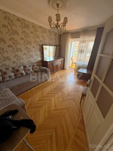 İcarəyə verilir 3 otaqlı köhnə tikili 70 m², Elmlər Akademiyası m., photo 1 from 11