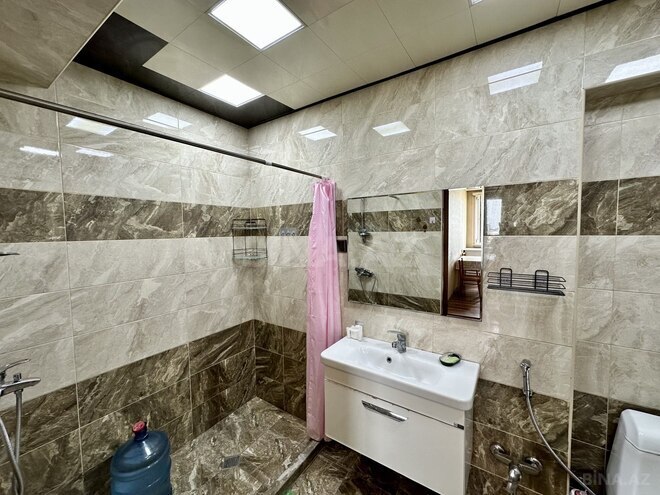 İcarəyə verilir 2 otaqlı köhnə tikili 70 m², 28 May m., photo 12 from 24