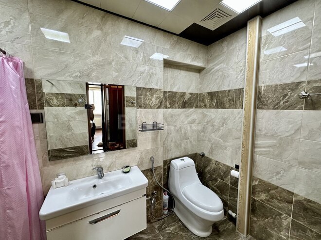 İcarəyə verilir 2 otaqlı köhnə tikili 70 m², 28 May m., photo 11 from 24