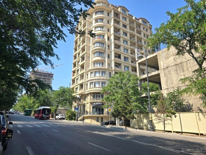 İcarəyə verilir 3 otaqlı yeni tikili 135 m², Nizami m., photo 3 from 18