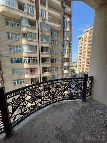 Продаётся 4-комн. новостройка 227 м², м. Элмляр Академиясы, photo 1 from 16