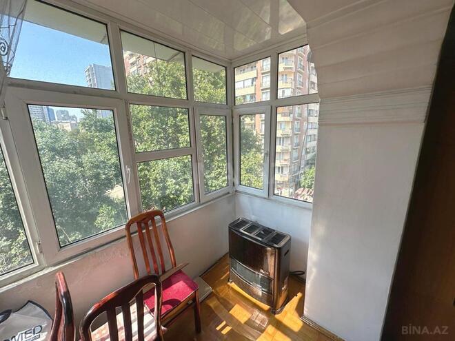 Satılır 3 otaqlı köhnə tikili 70 m², 28 May m., photo 18 from 19