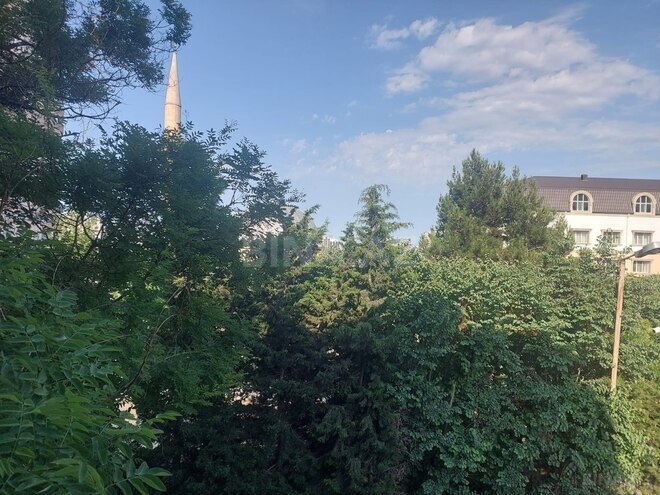 Satılır 2 otaqlı köhnə tikili 55 m², Elmlər Akademiyası m., photo 9 from 17