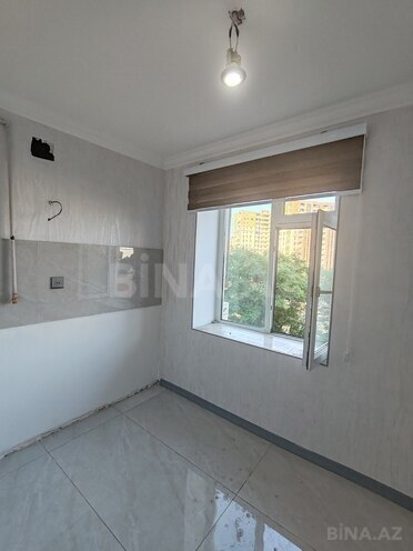 Satılır 2 otaqlı köhnə tikili 55 m², İnşaatçılar m., photo 7 from 12