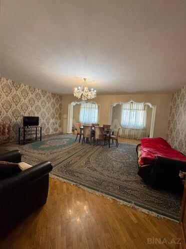 Satılır 3 otaqlı köhnə tikili 100 m², Qara Qarayev m., photo 1 from 13