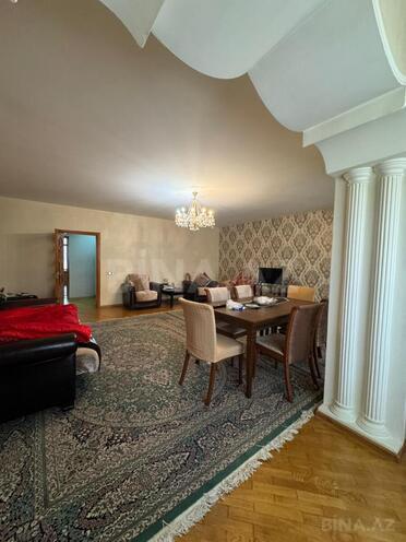 Satılır 3 otaqlı köhnə tikili 100 m², Qara Qarayev m., photo 3 from 13