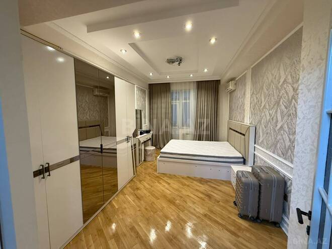 Сдаётся 3-комн. новостройка 186 м², м. 20 января, photo 3 from 22